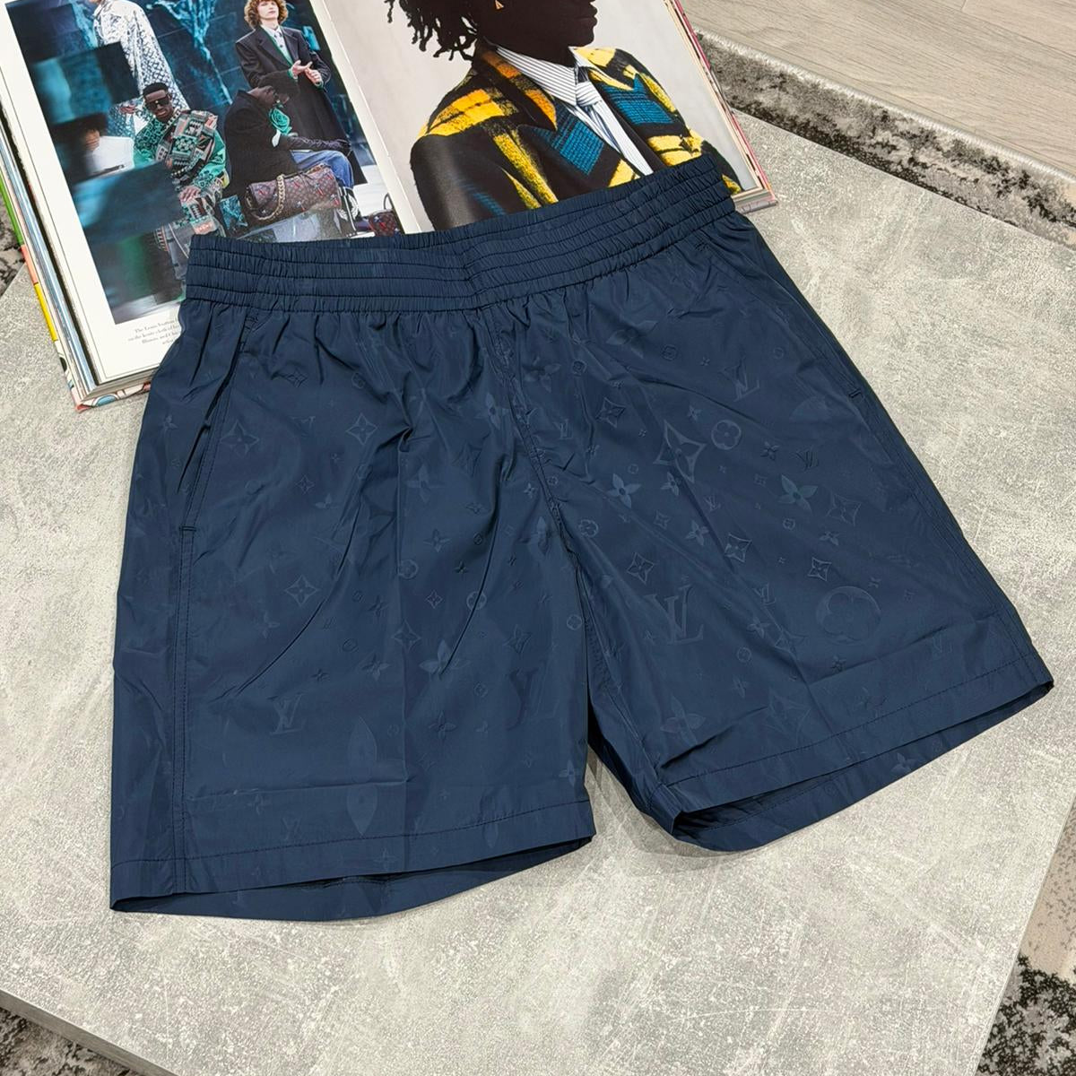 LVE SWIM SHORTS - NAVY