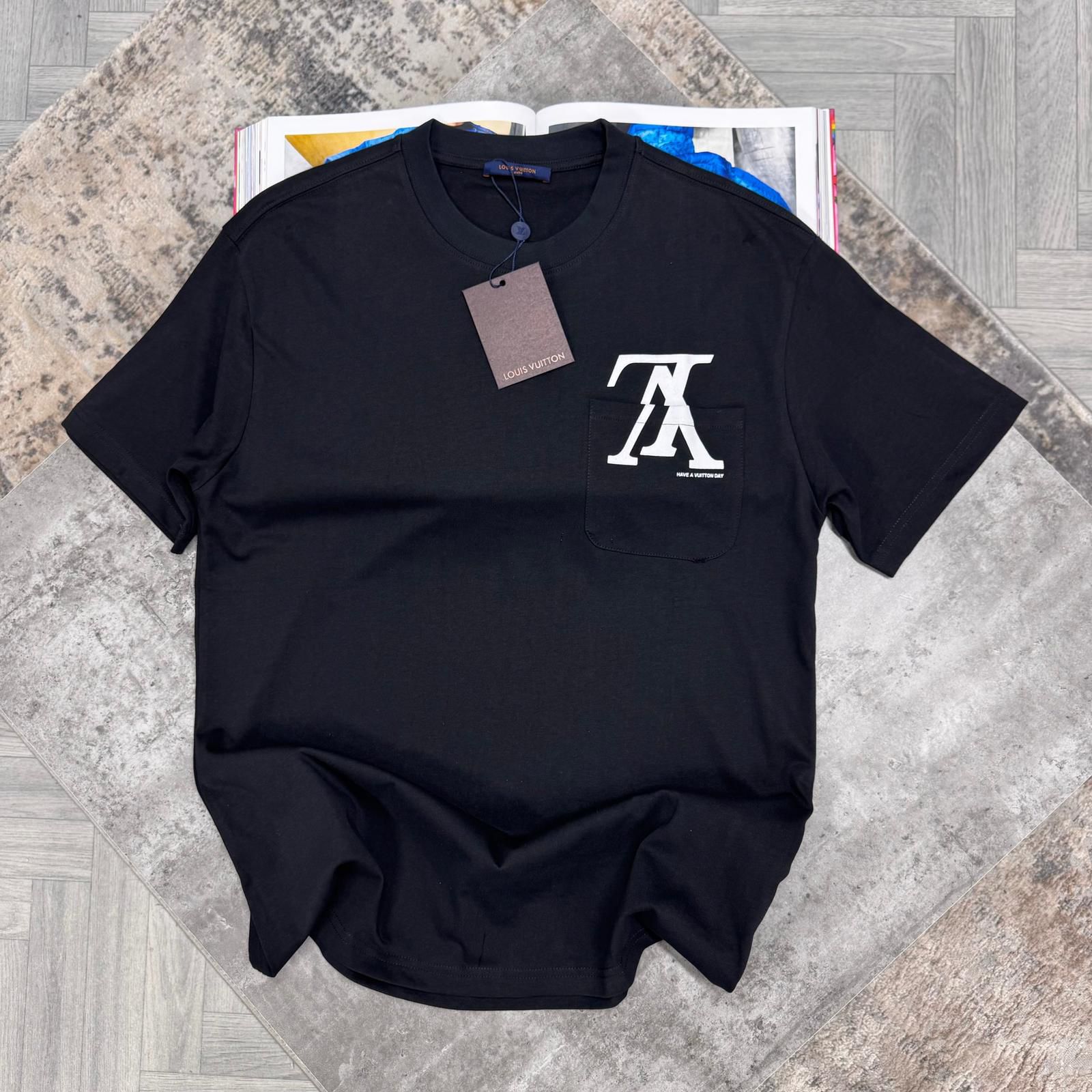 LVE T SHIRT - BLACK ( pre order )