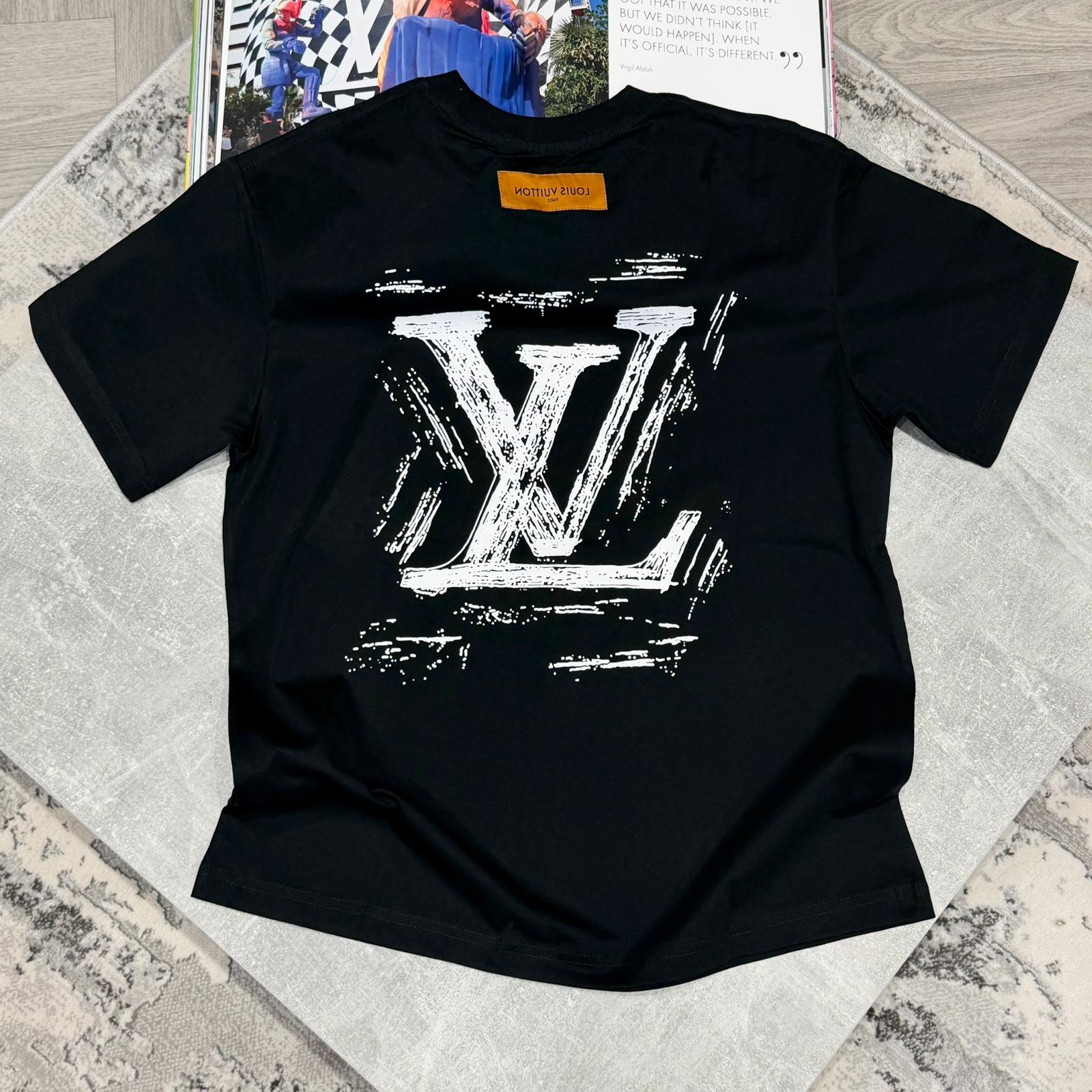 LVE LOGO T-SHIRT - BLACK